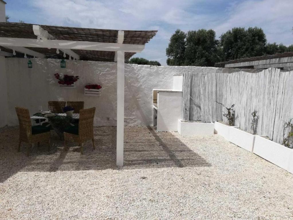 Masseria Pugliese Farm 오스투니 외부 사진