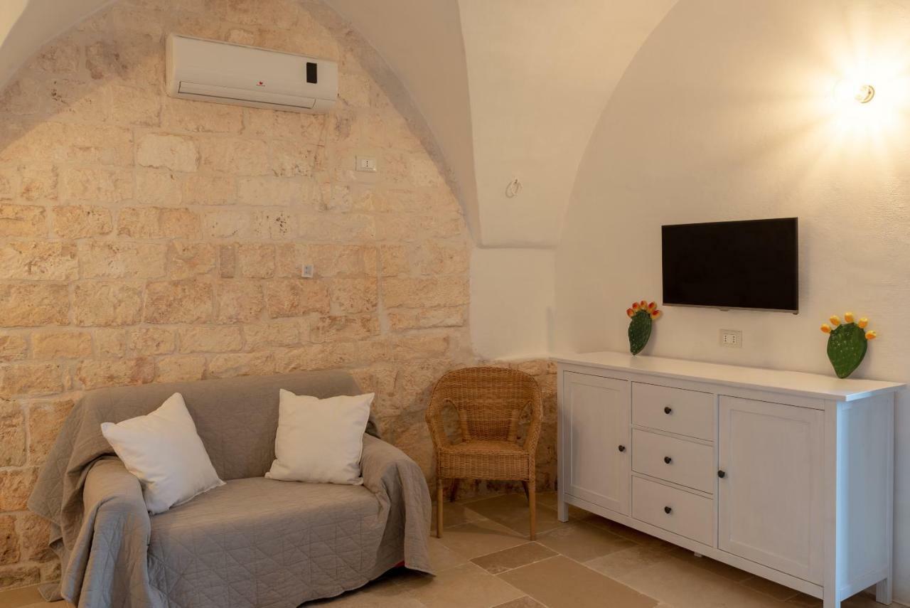 Masseria Pugliese Farm 오스투니 외부 사진
