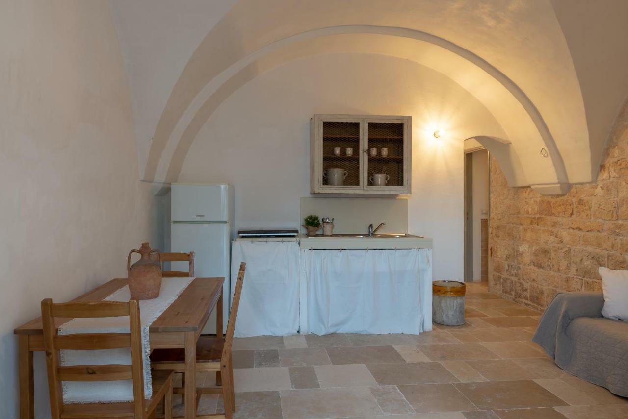 Masseria Pugliese Farm 오스투니 외부 사진