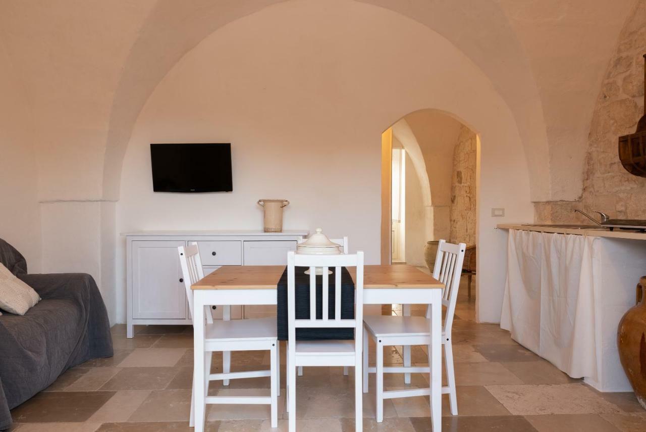 Masseria Pugliese Farm 오스투니 외부 사진